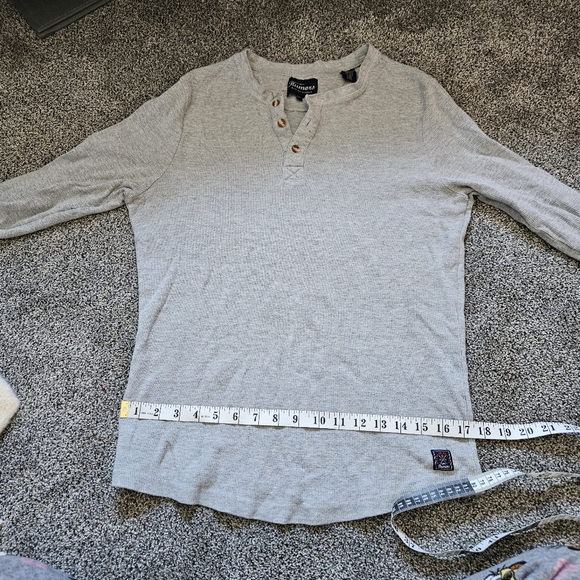 Grey Henley waffle knit long sleeve shirt - Picture 9 of 9